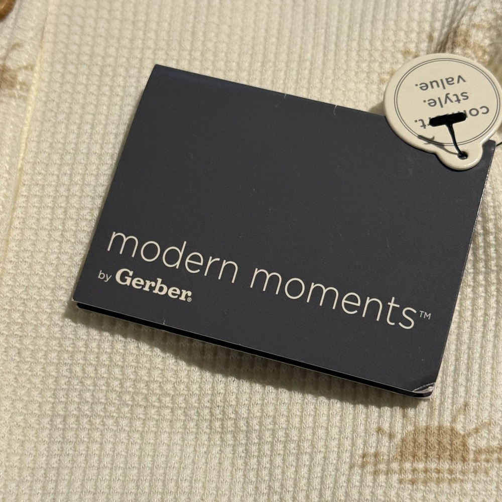 Modern Moments by Gerber Waffle Romper | Baby Unisex | NWT - Picture 4 of 5